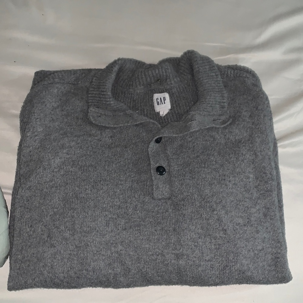 men’s sweater